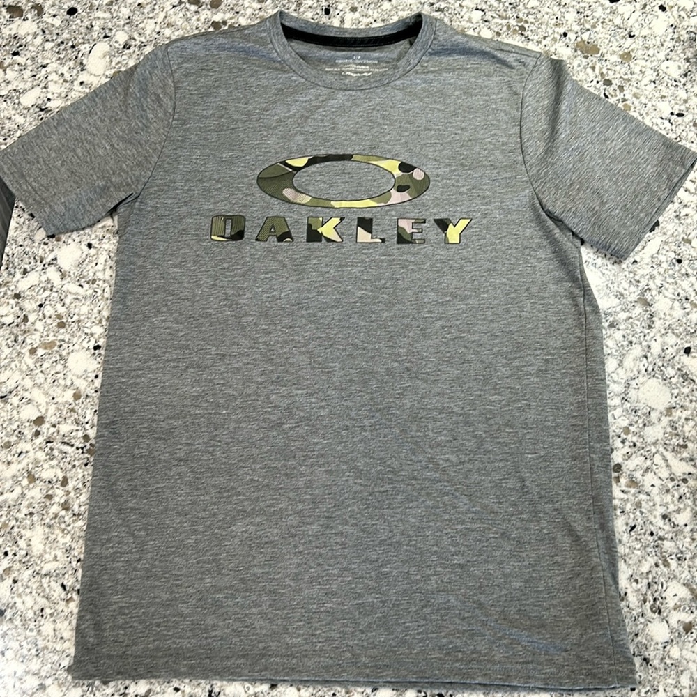 Oakley Tee Shirt